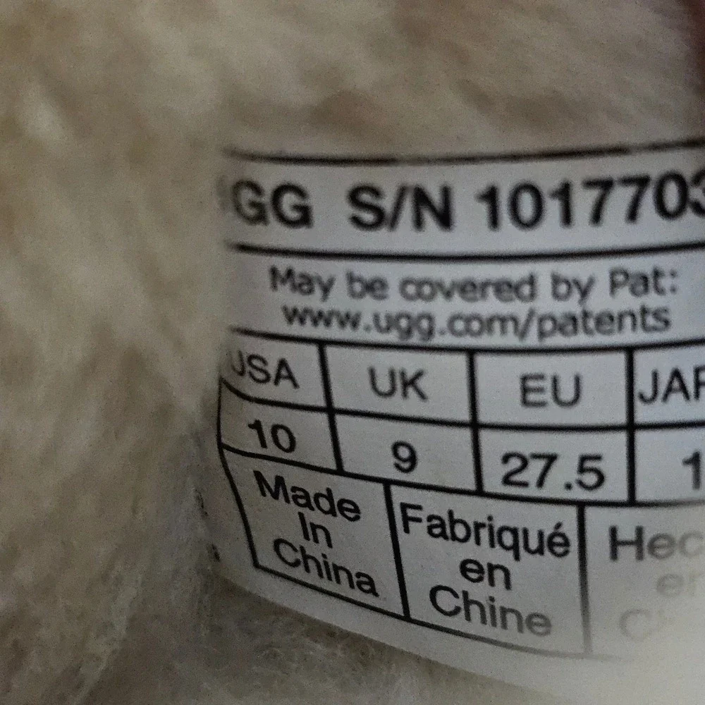 UGG cozy up